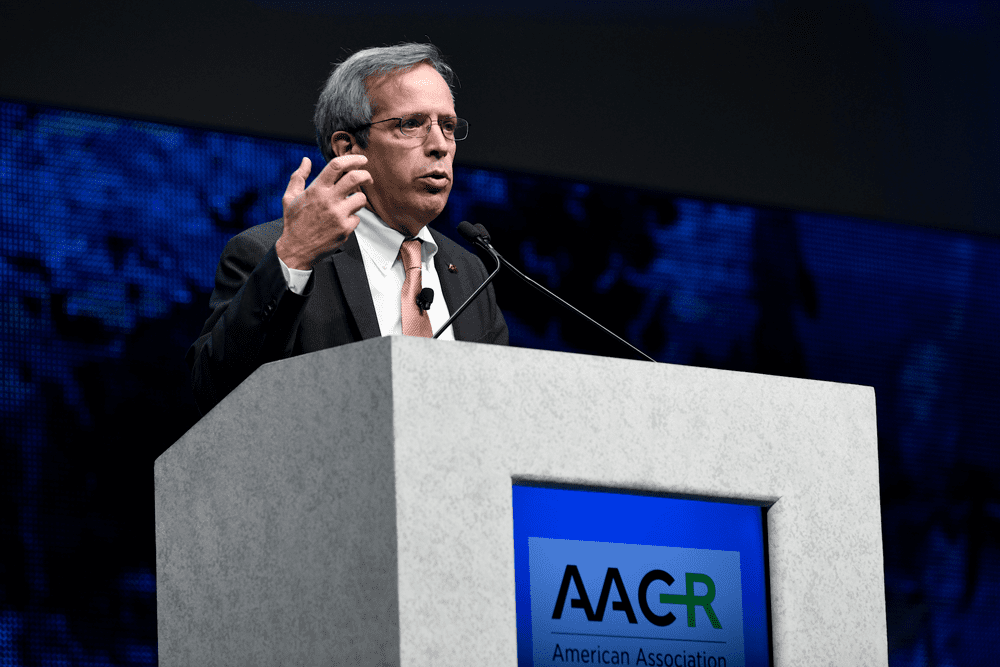 Michael Caliguiri, M.D., speaking at AACR18