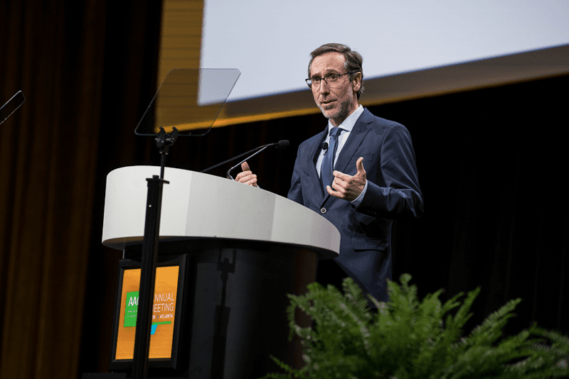 Antoni Ribas, M.D., Ph.D., explores combination strategies to overcome resistance to PD-1 immunotherapy at AACR19.